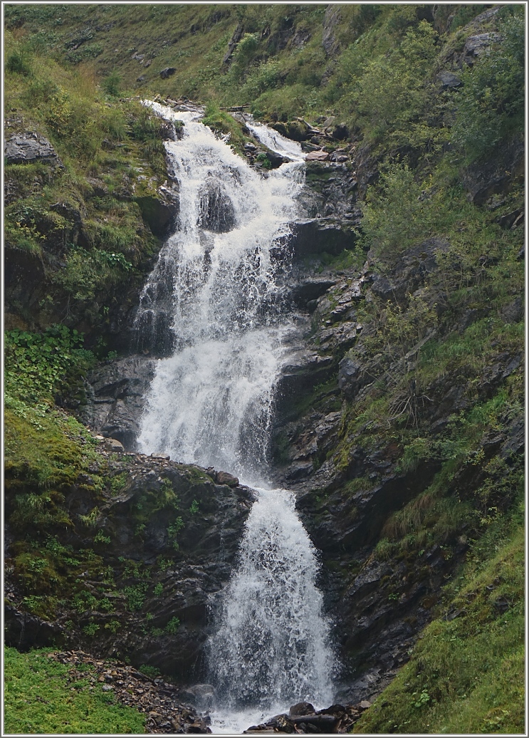 Gebirgswasserfall
(12.09.2016)