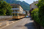 Die Straßenbahn von Aigle kommt:  Der AL Regionalzug von Leysin nach Aigle fährt am 28.
